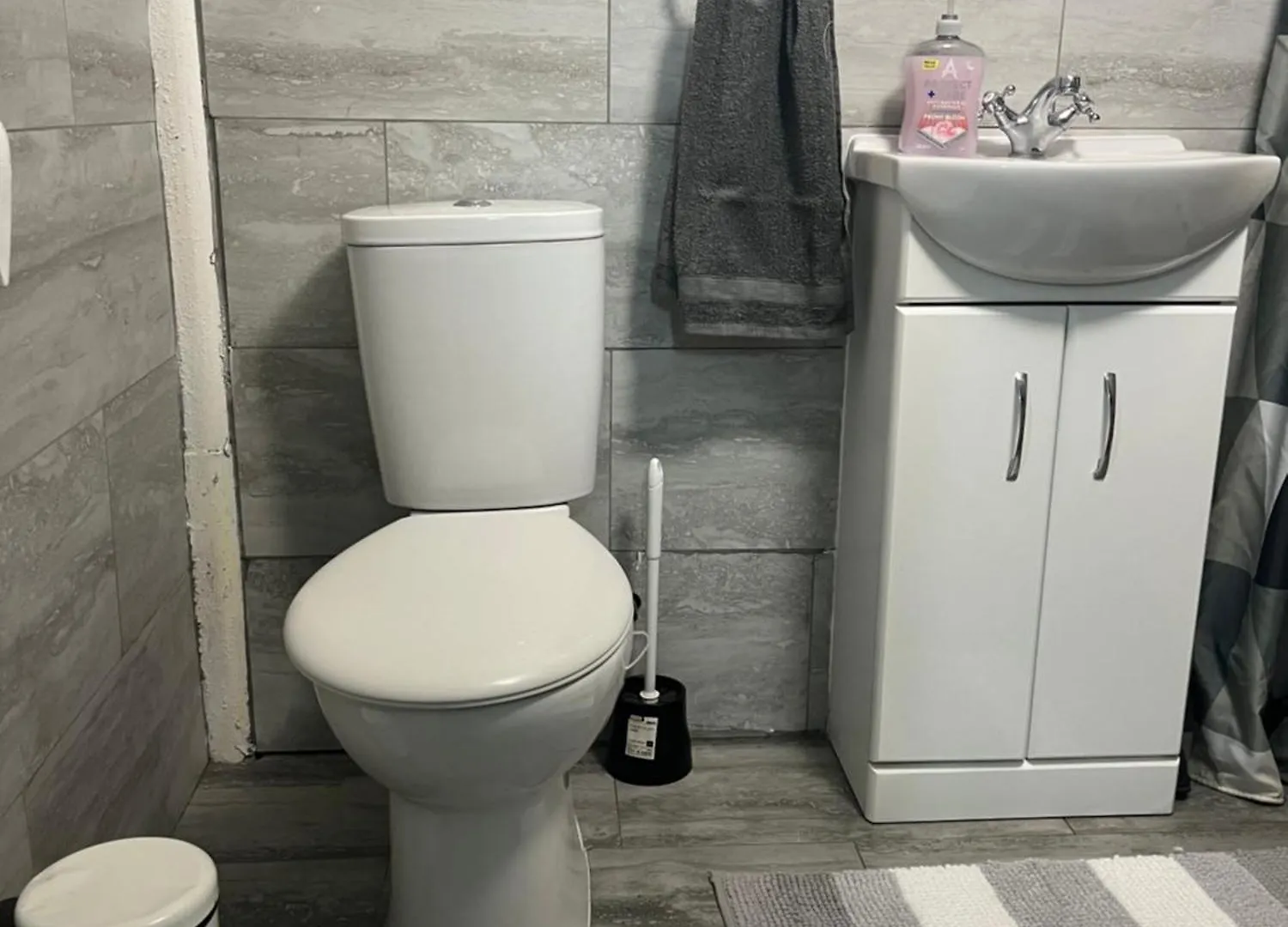 Elite Home Stay Away From Home London Apartment